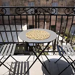 Apartment In Piazza *