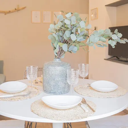 Apartment In Piazza Moneglia
