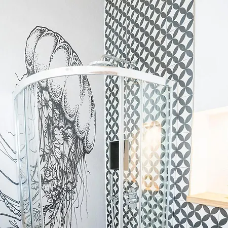 In Piazza דירה *