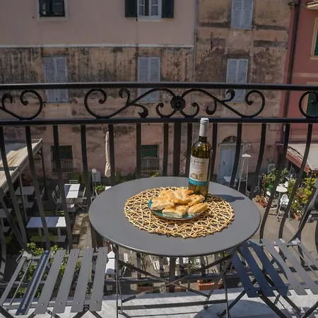 In Piazza * Moneglia